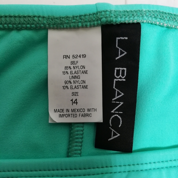 La Blanca NWT side shirred hipster bikini bottom - Picture 3 of 6
